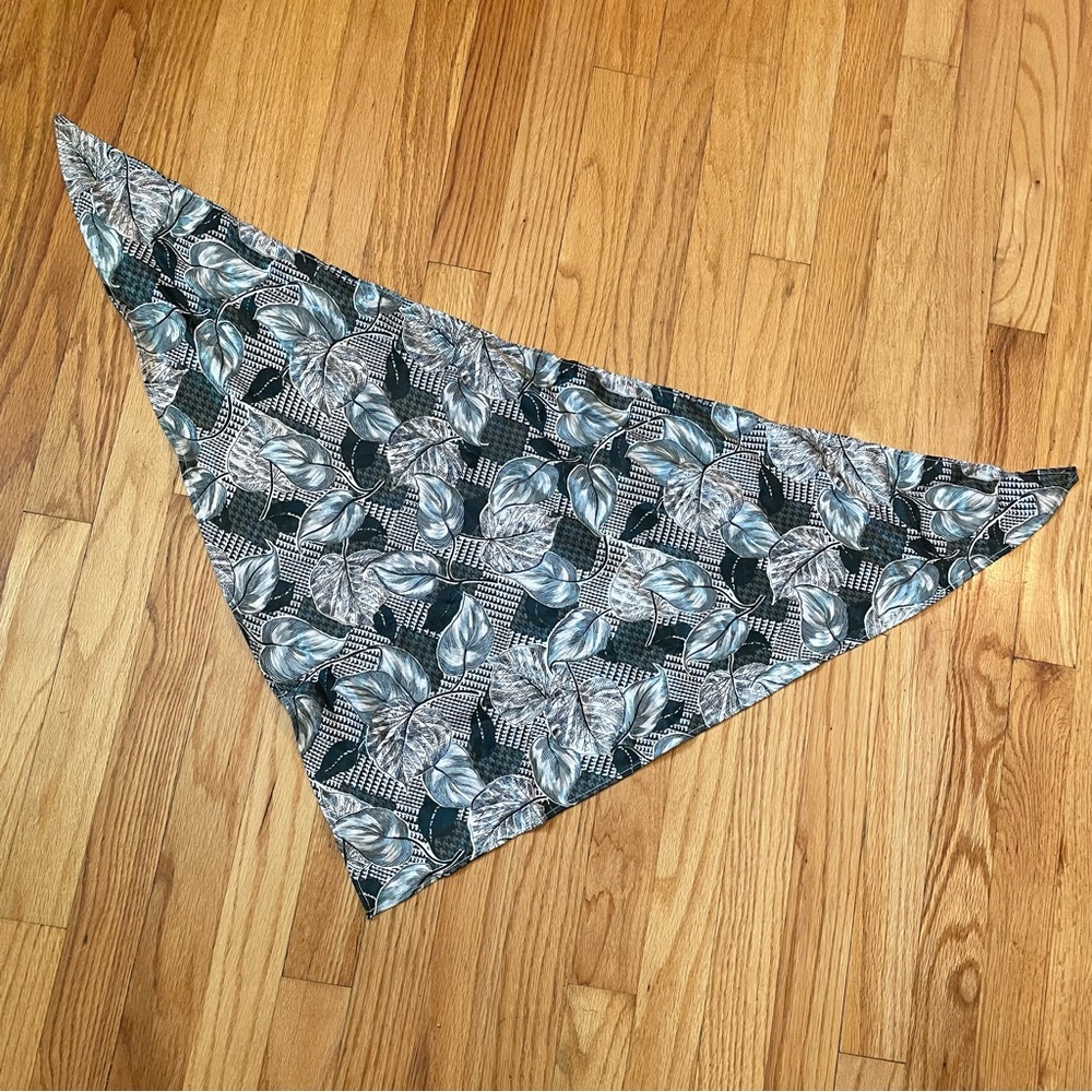 VTG 80s Satin Leaf Printed Midi Skirt With Matching Scarf - Picture 8 of 9